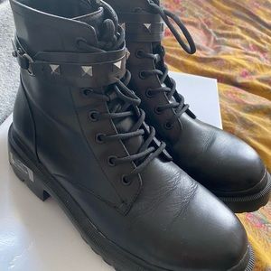 Blondo Water proof Combat boots